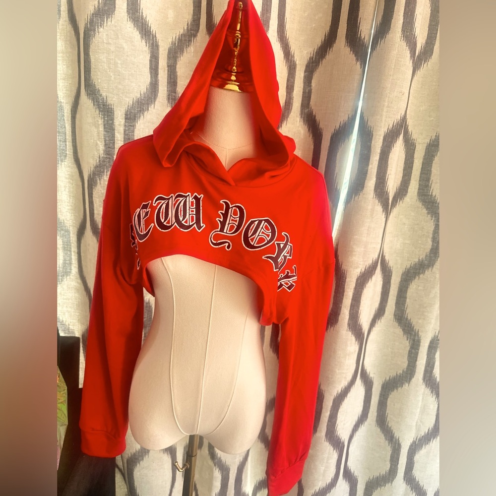 SHEIN Red Graphic super crop Hoodie nwot